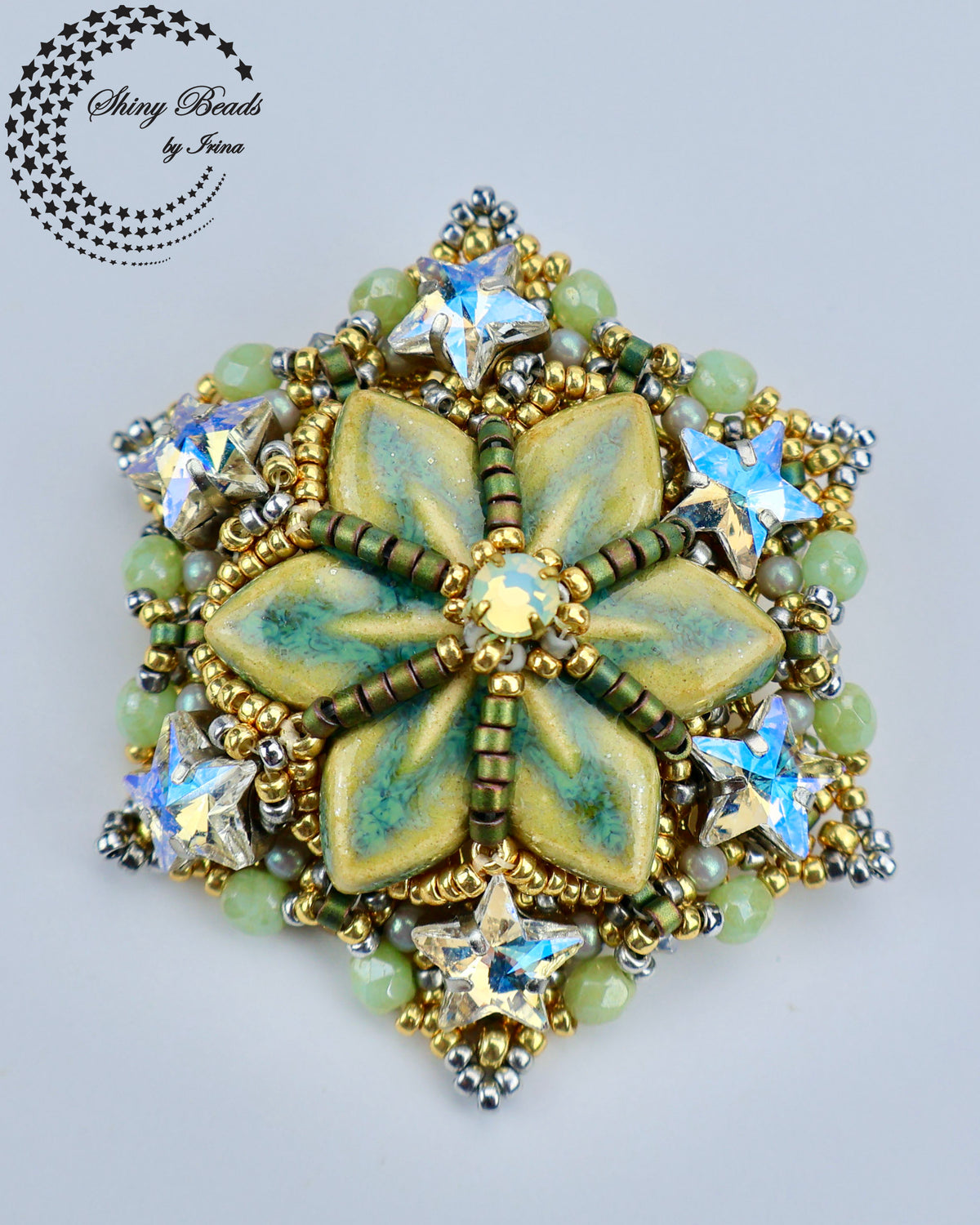 "BLOOMING STARS" BROOCH