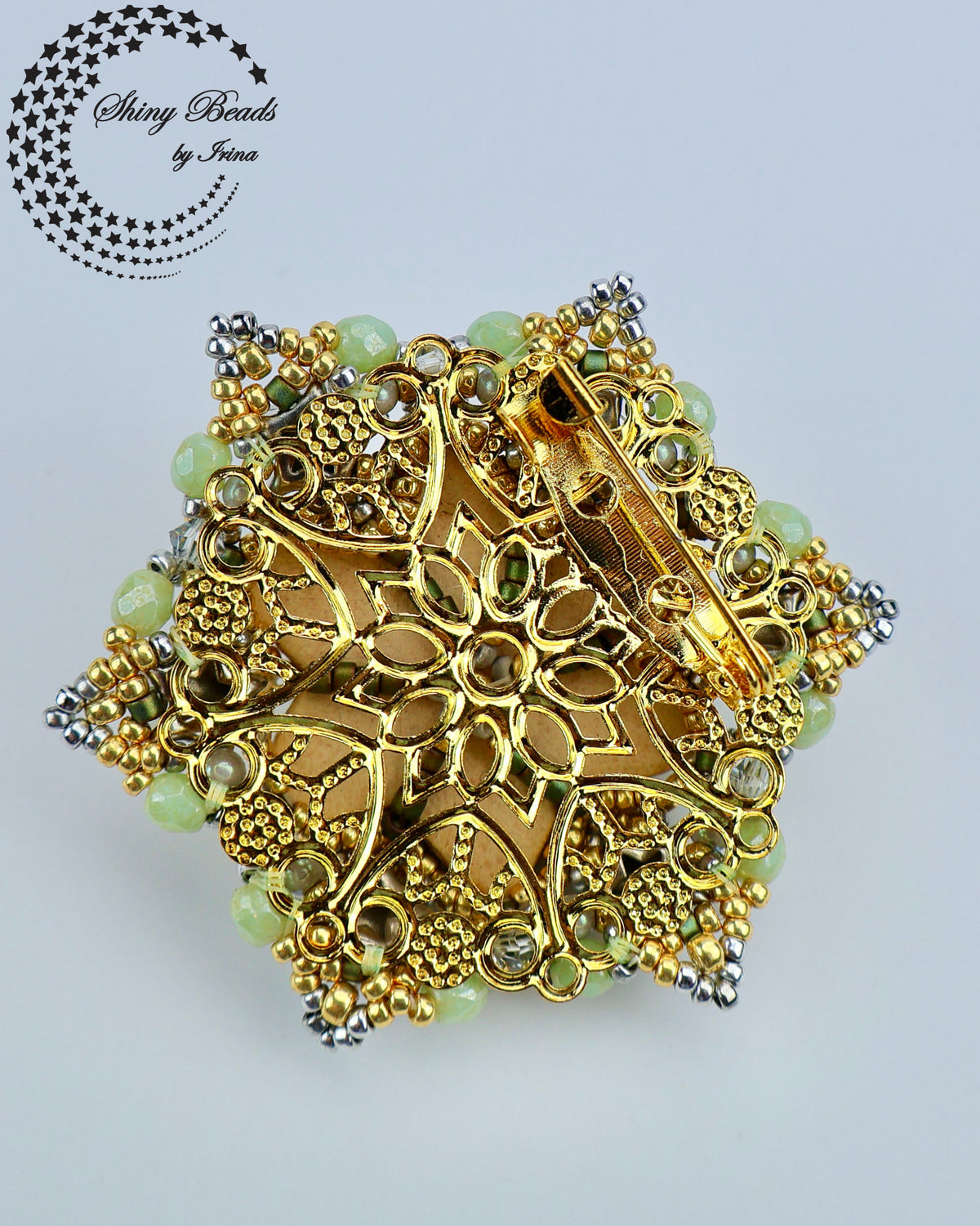 "BLOOMING STARS" BROOCH