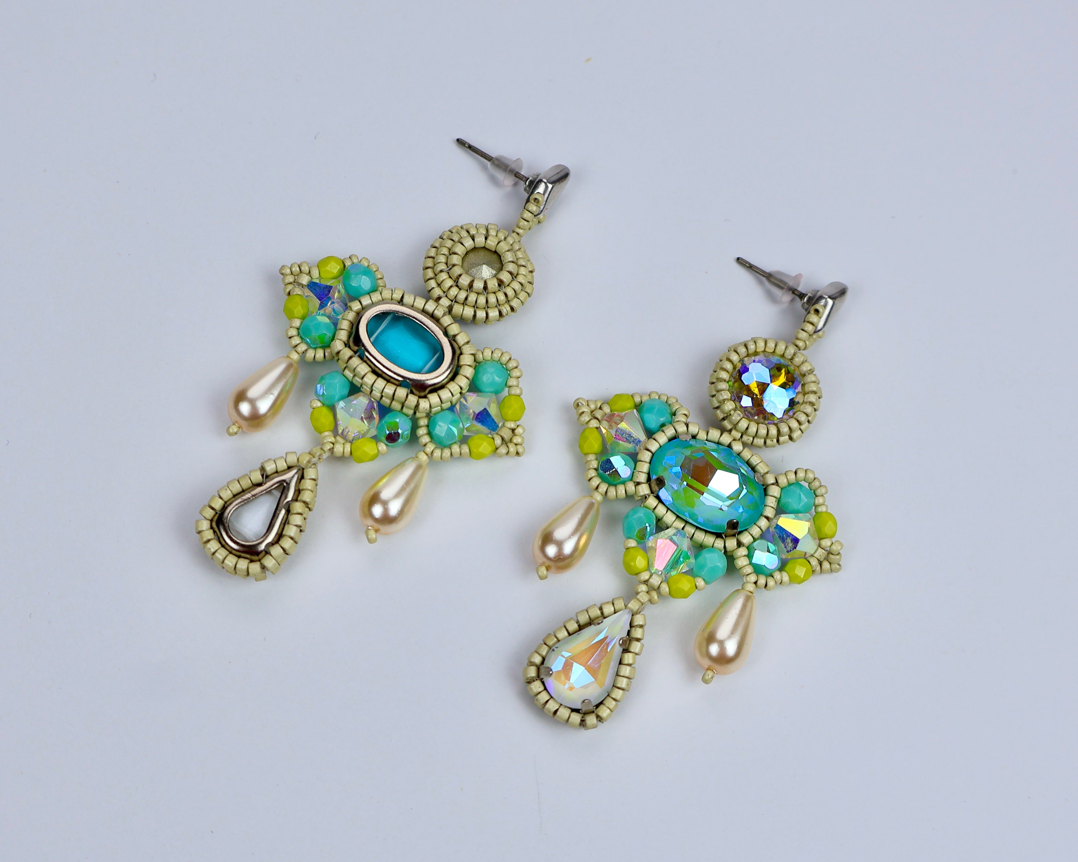 '' EBLOUISSANTS'' EARRINGS
